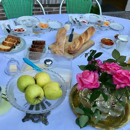 ゲストハウス Les Chambres D'amis De Fred Et Mand *
